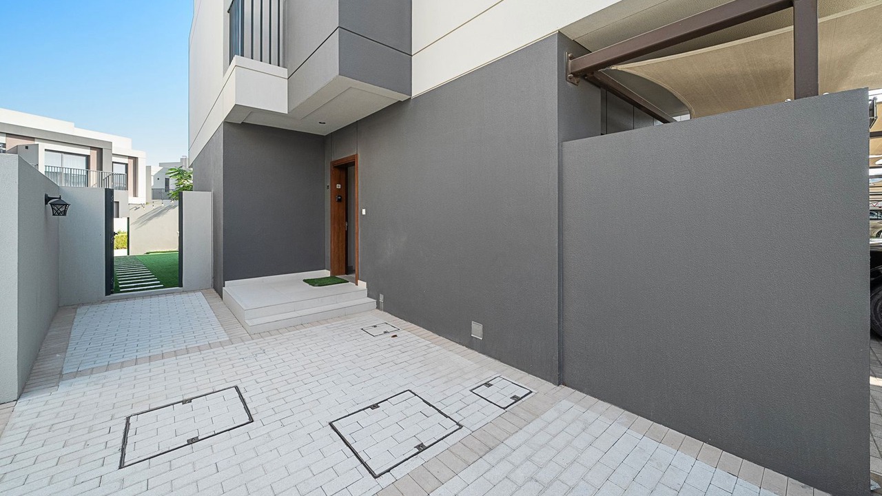 Photo of Outdoor in Dubai Investment Park - 1