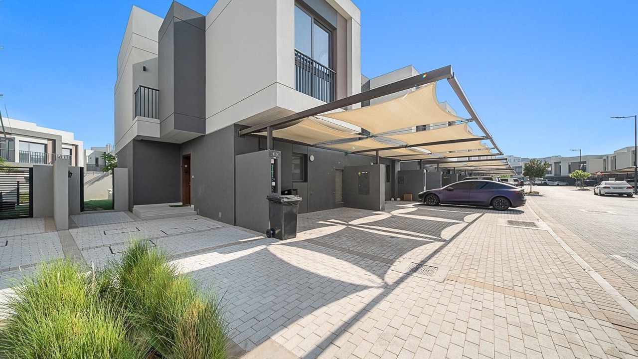 Photo of Outdoor in Dubai Investment Park - 1