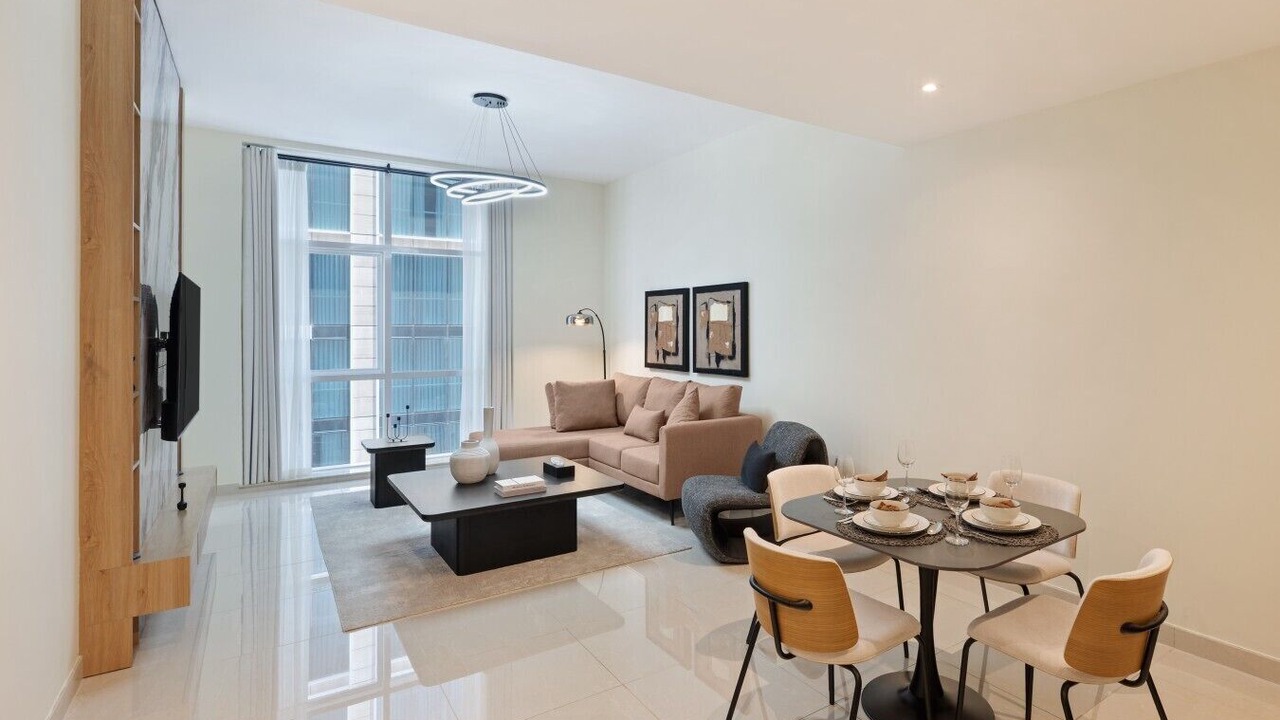 Photo of Livingroom in Trade Center