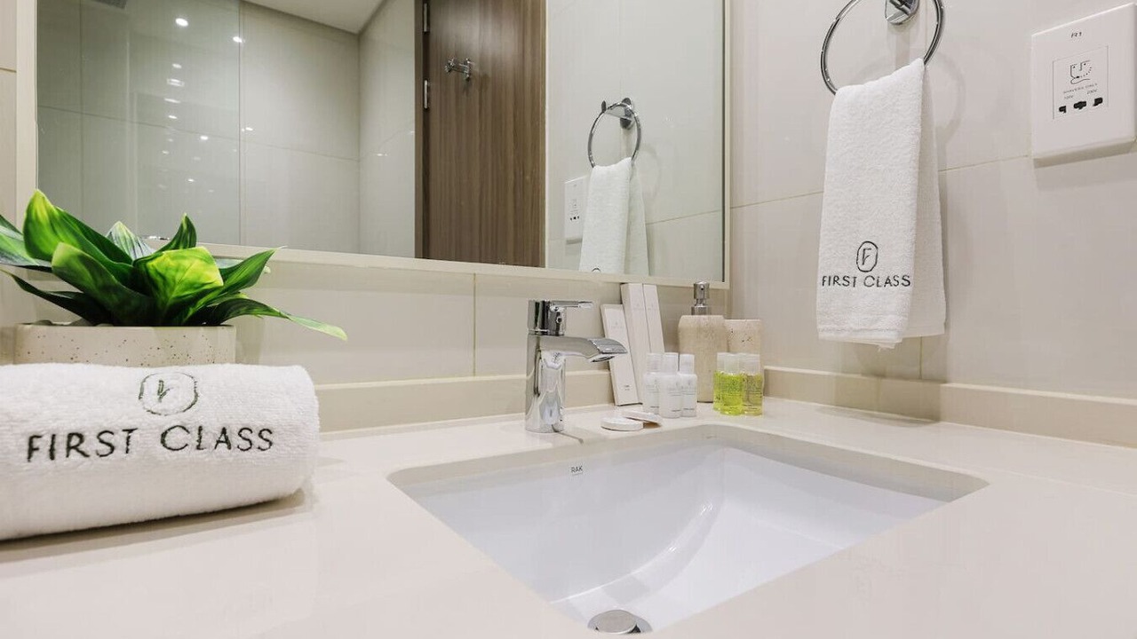 Photo of Bathroom in Mina Al Arab