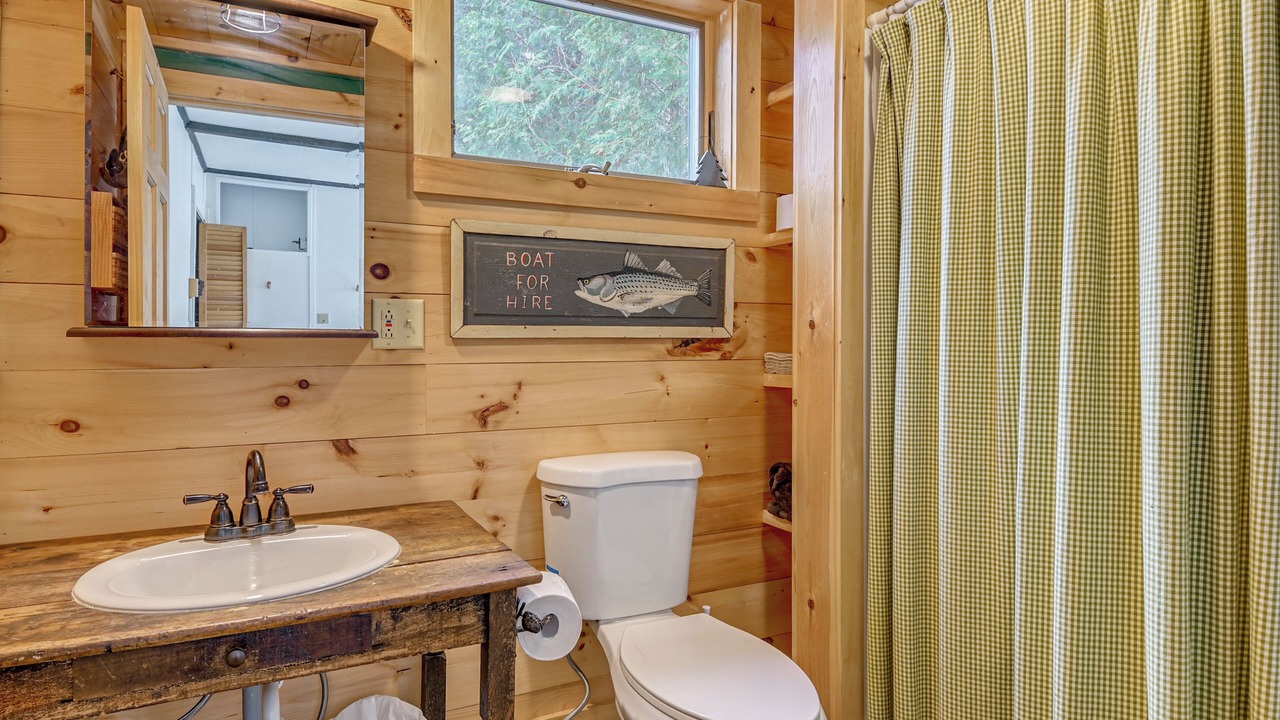 Photo of Bathroom in Schroon Lake