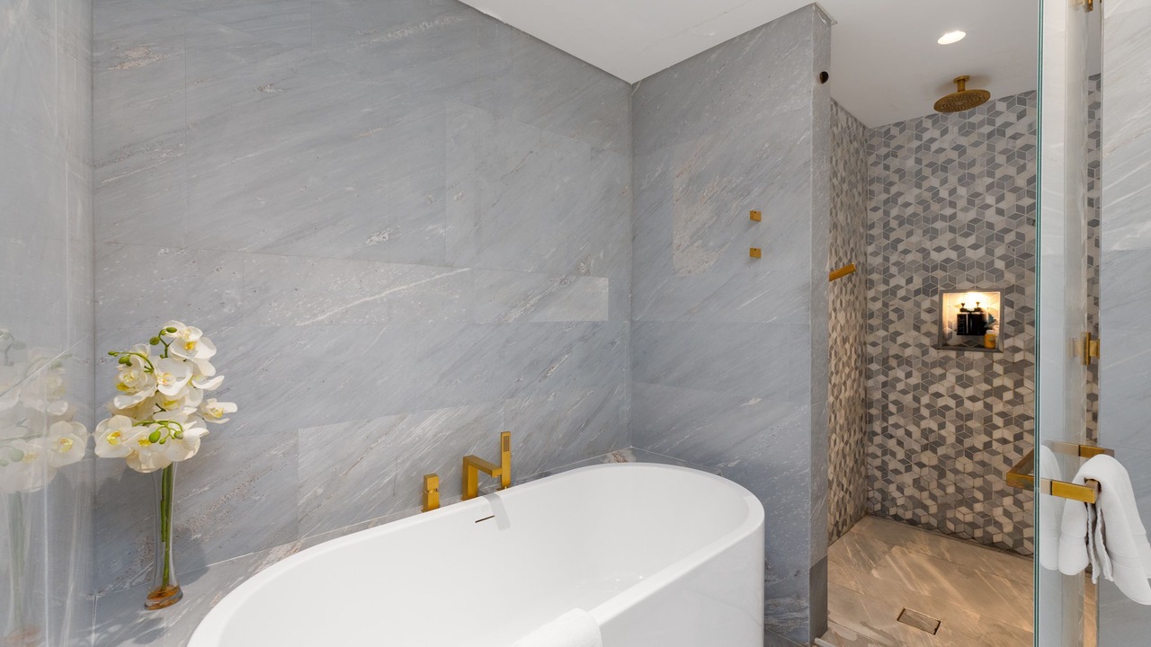 Photo of Bathroom in Palm Jumeirah