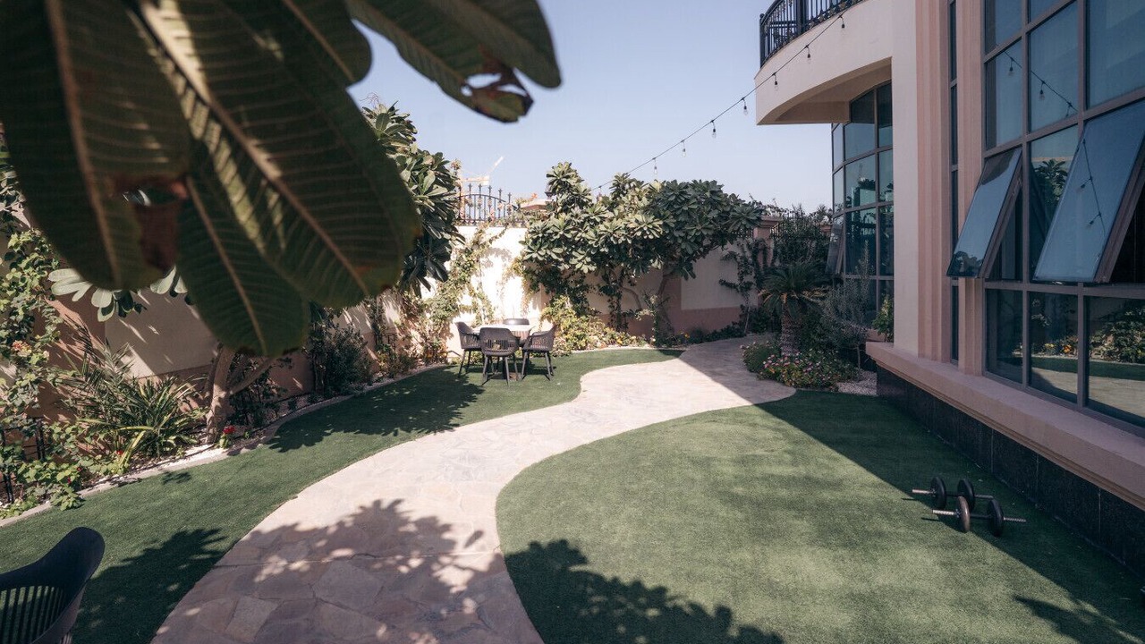 Photo of Outdoor in Jumeira 3