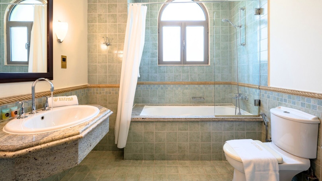 Photo of Bathroom in Palm Jumeirah