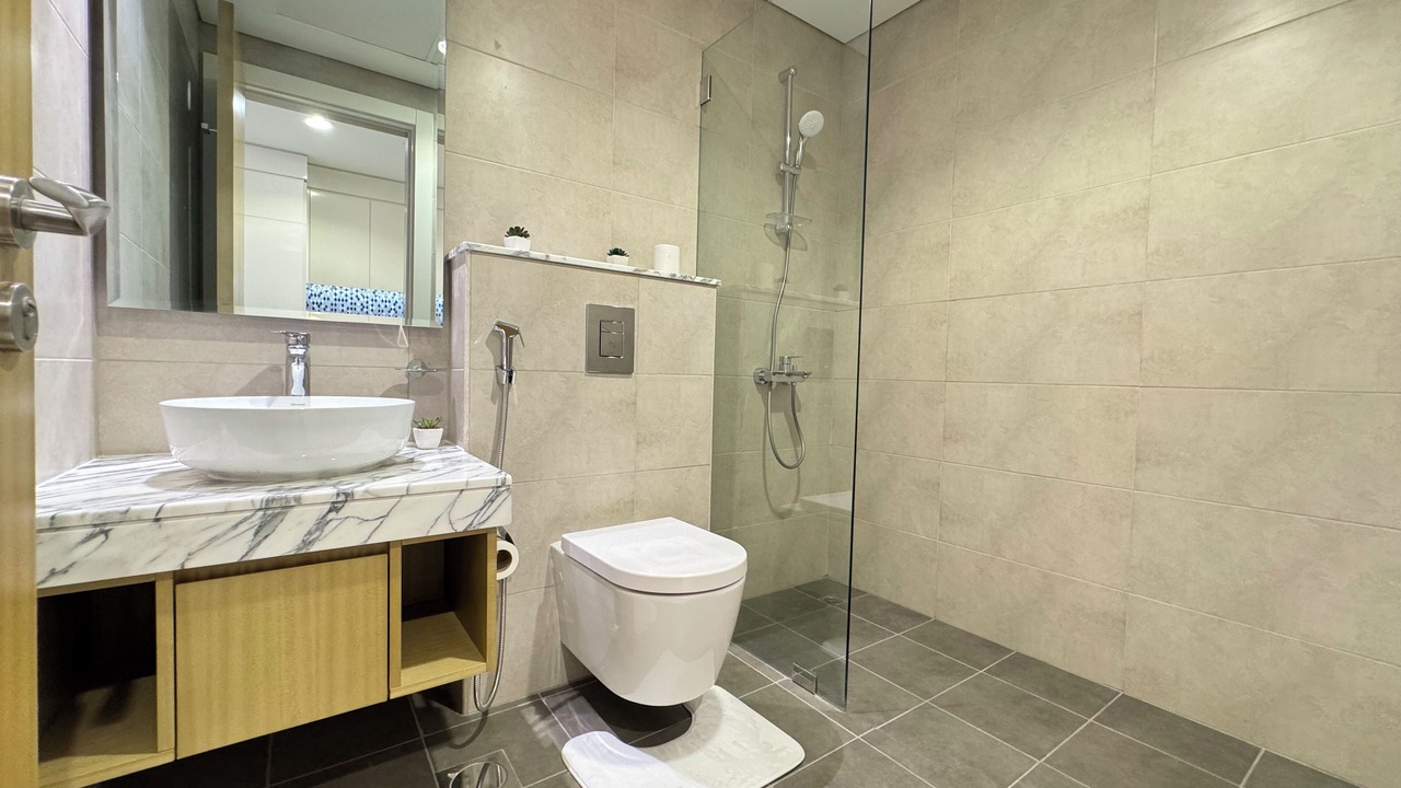 Photo of Bathroom in Sheikh Zayed Road