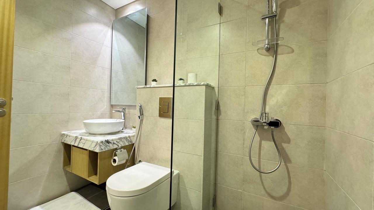 Photo of Bathroom in Sheikh Zayed Road