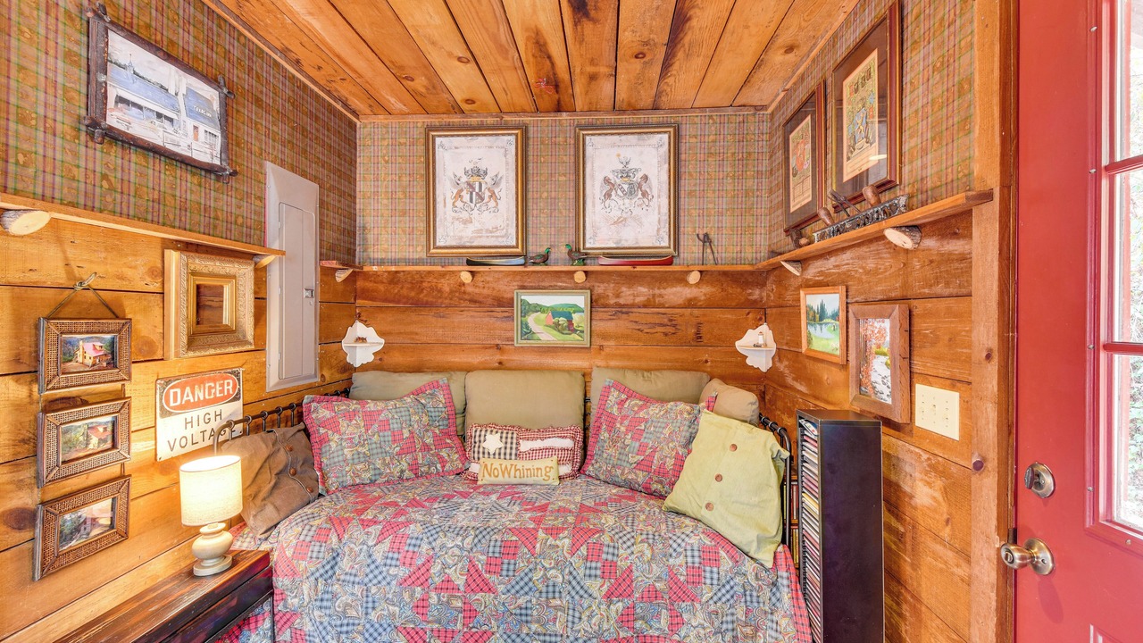 Photo of Bedroom in Wiley