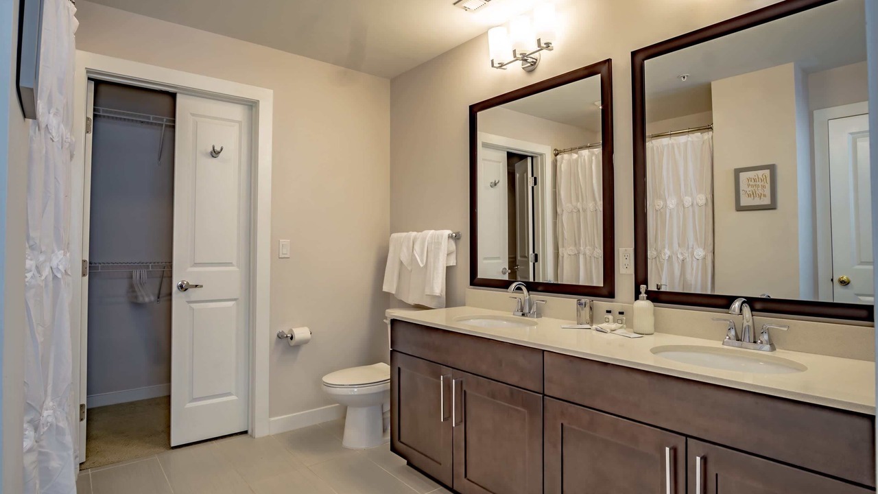 Photo of Bathroom in North Buckhead