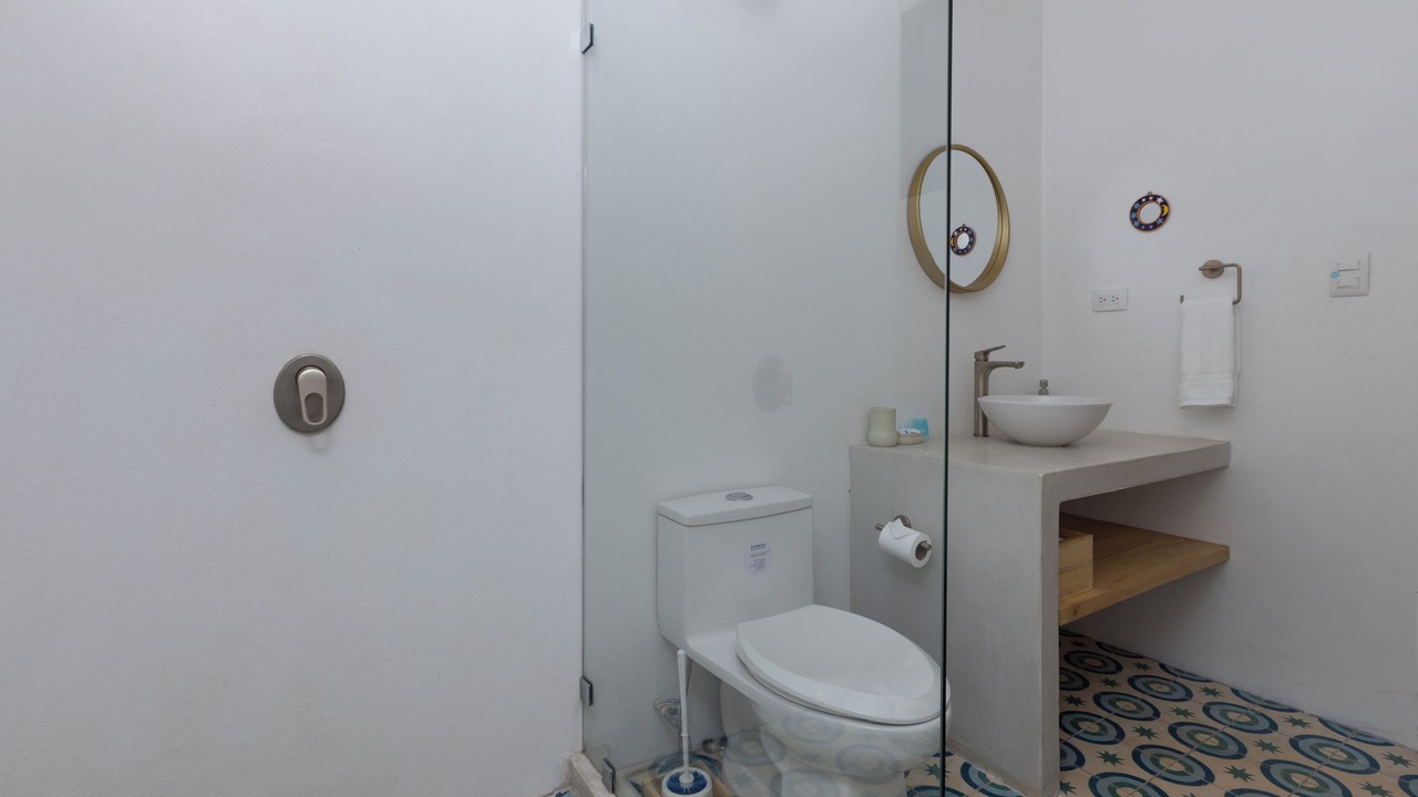 Photo of Bathroom in Portalon