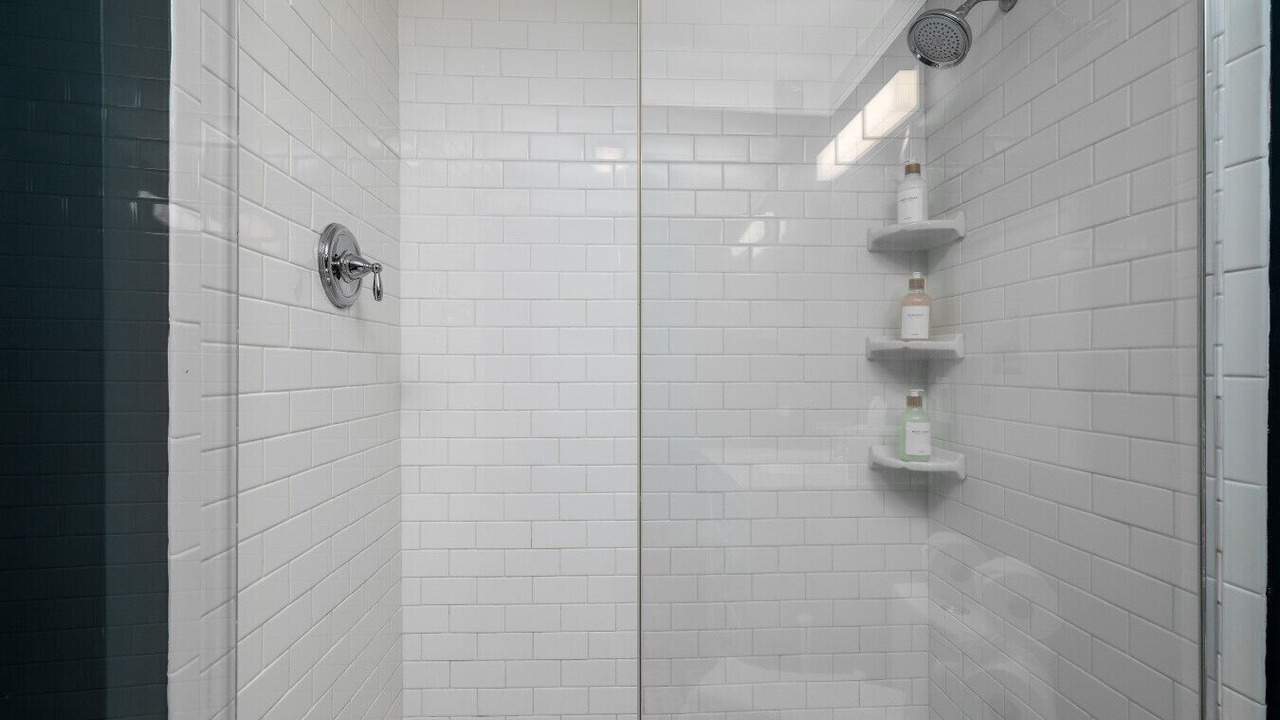 Photo of Bathroom in Cannonborough Elliotborough