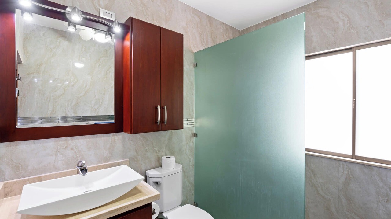 Photo of Bathroom in Playa Flamingo