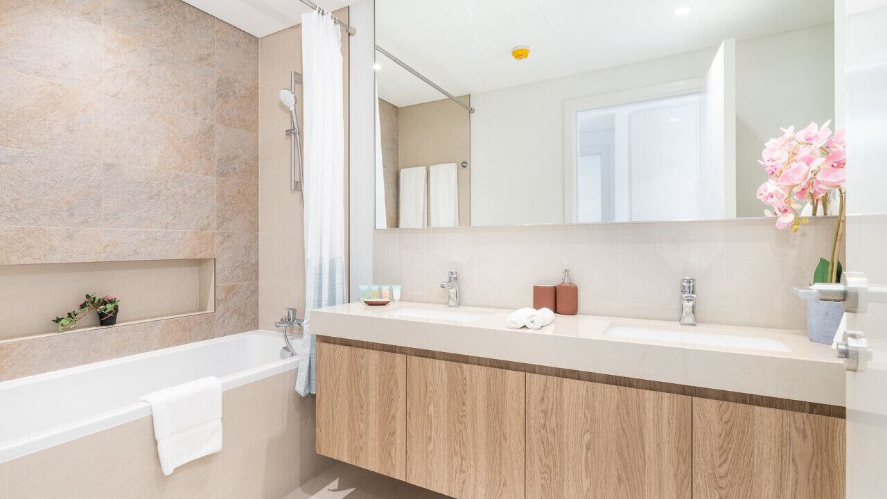 Photo of Bathroom in Za'abeel 2