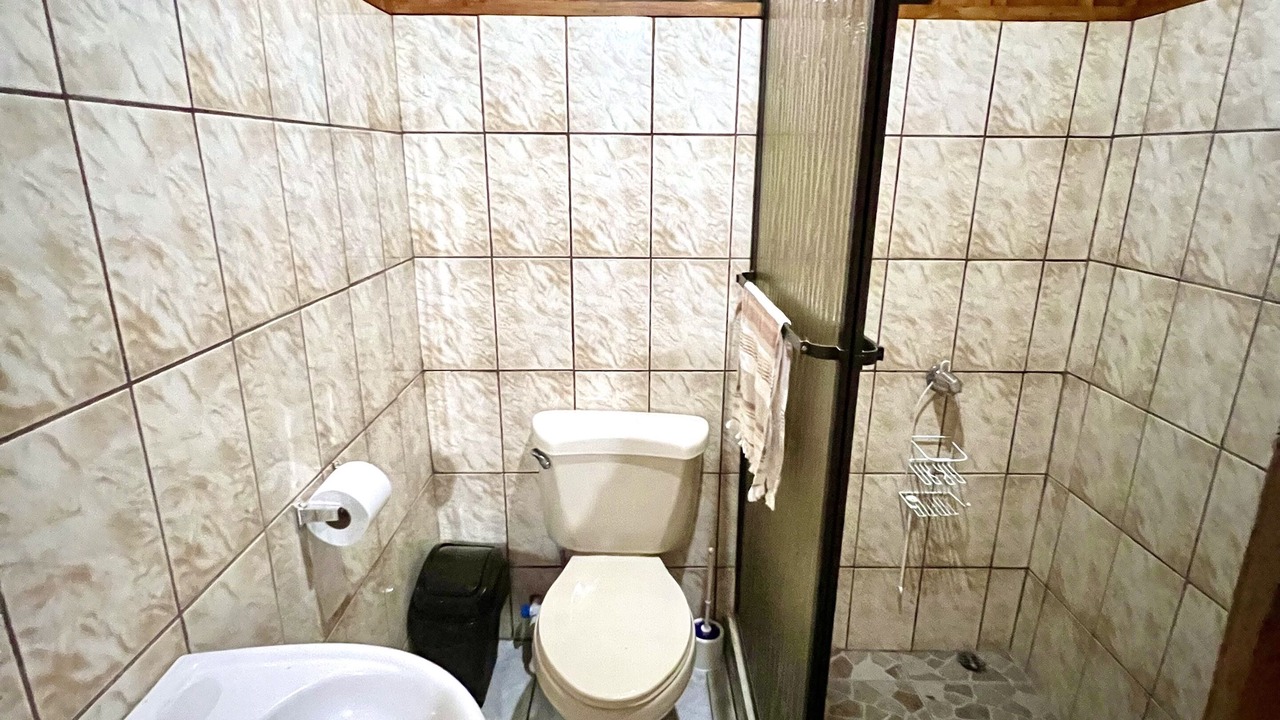 Photo of Bathroom in Penjamo