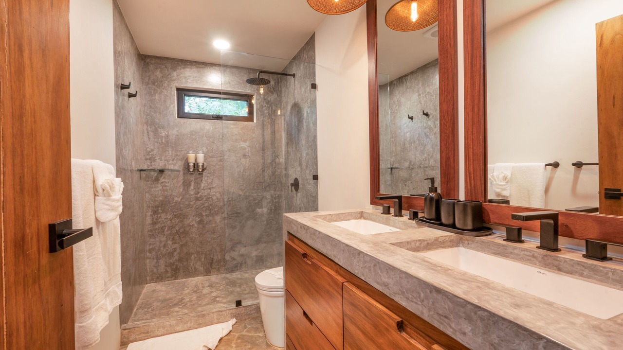 Photo of Bathroom in Playa Guiones