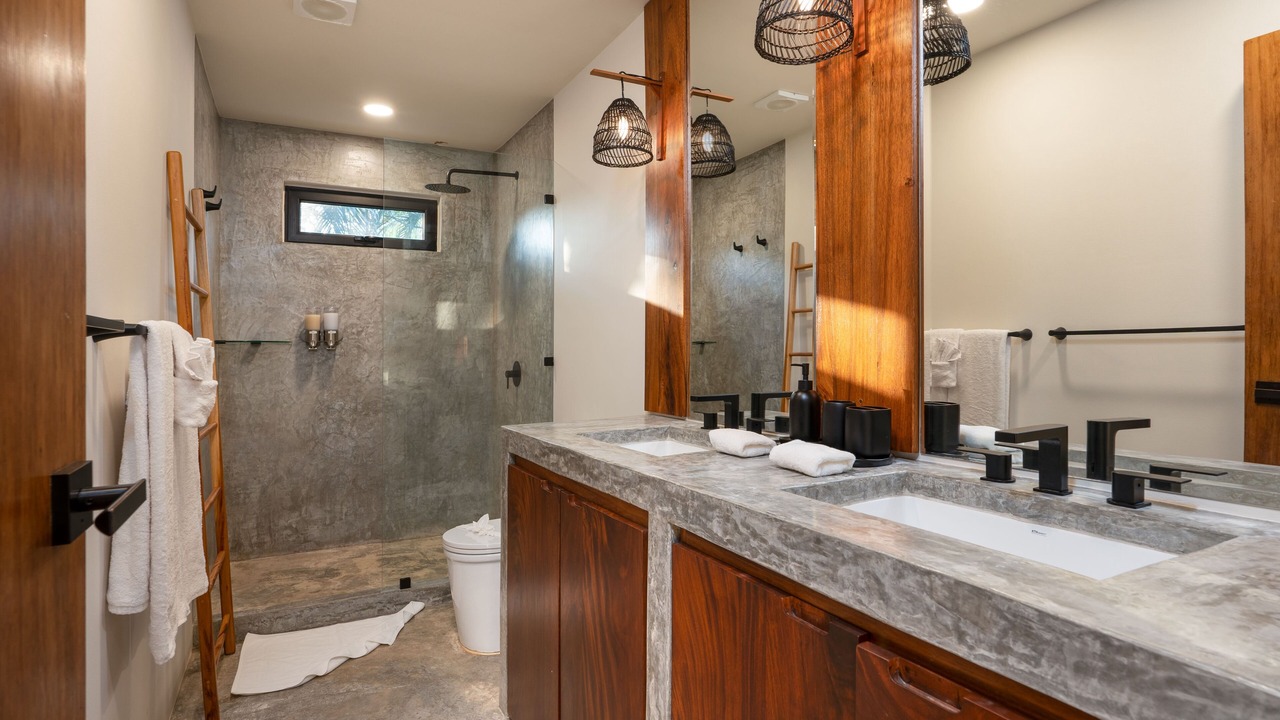 Photo of Bathroom in Playa Guiones