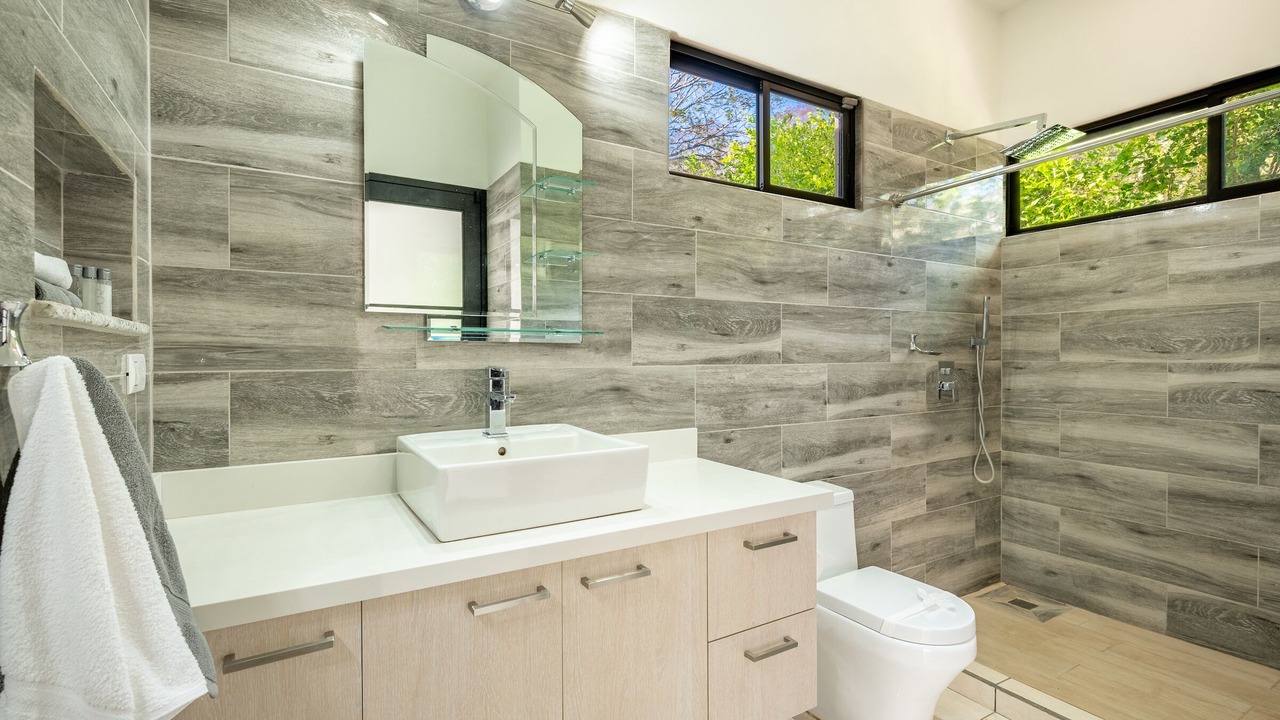 Photo of Bathroom in Canafistula