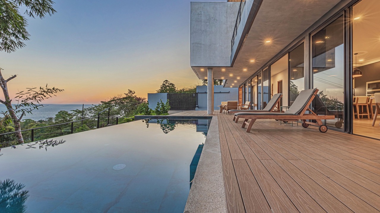 Photo of Outdoor in Hermosa Hills