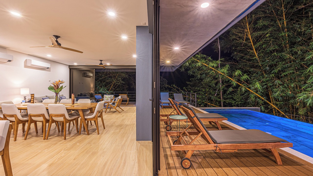 Photo of Outdoor in Hermosa Hills