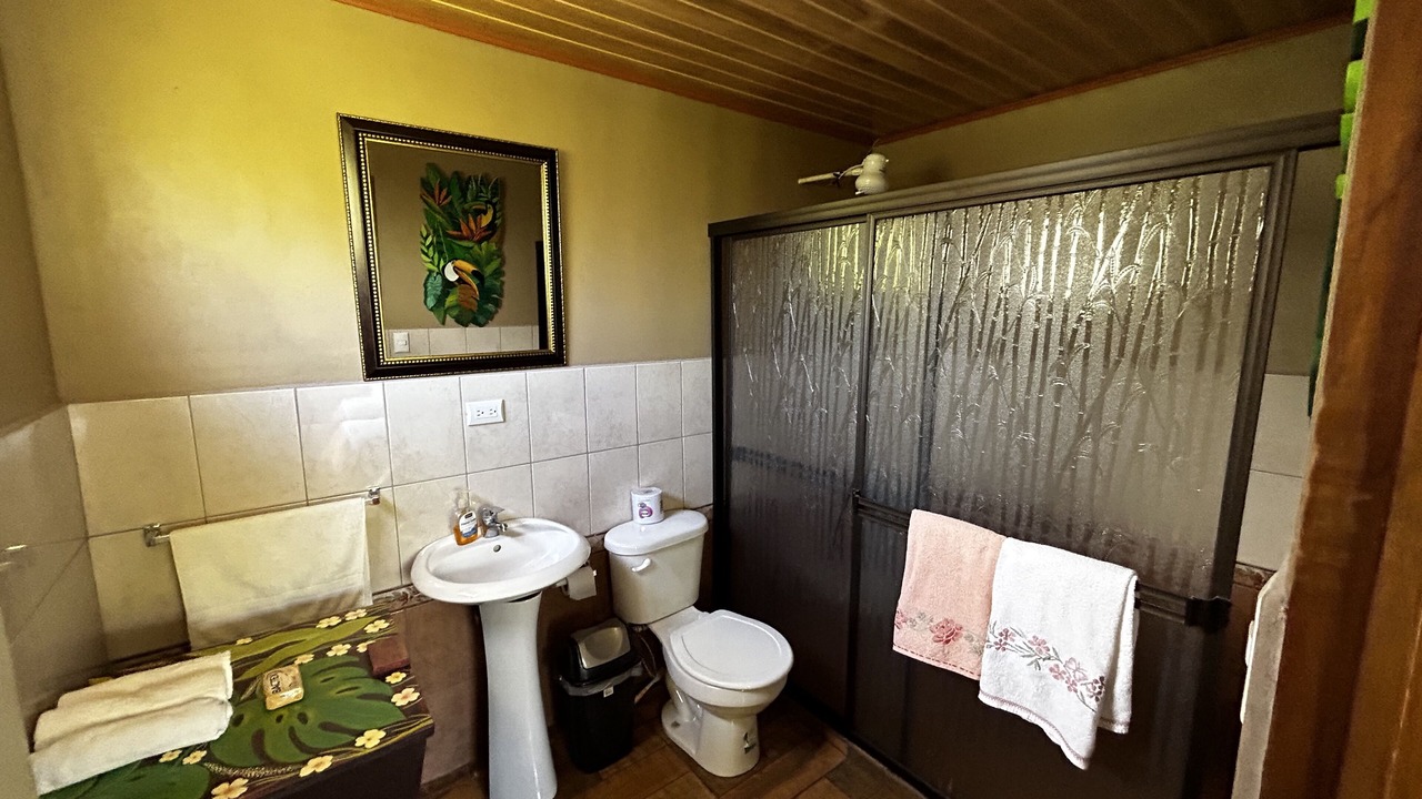 Photo of Bathroom in Alajuela