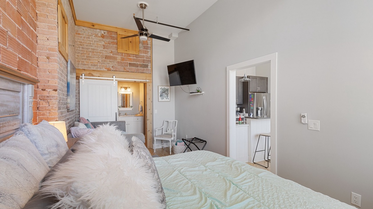 Photo of Bedroom in South Haven