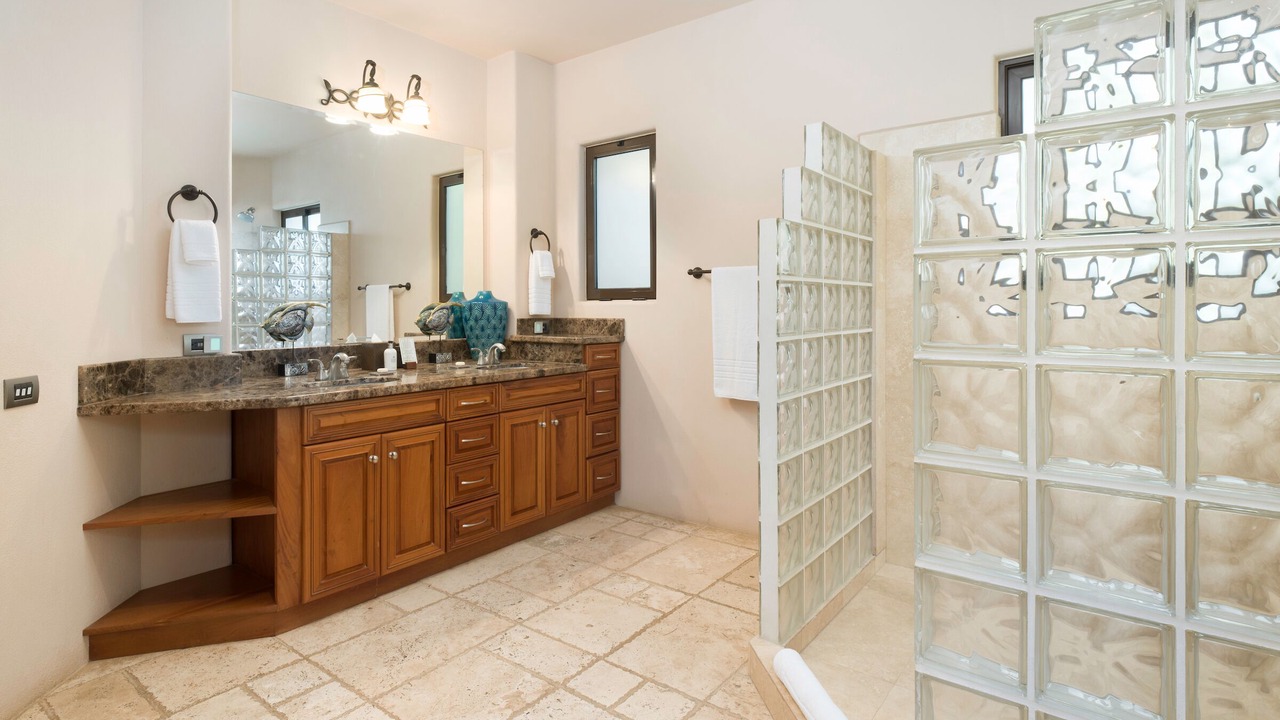 Photo of Bathroom in Coco