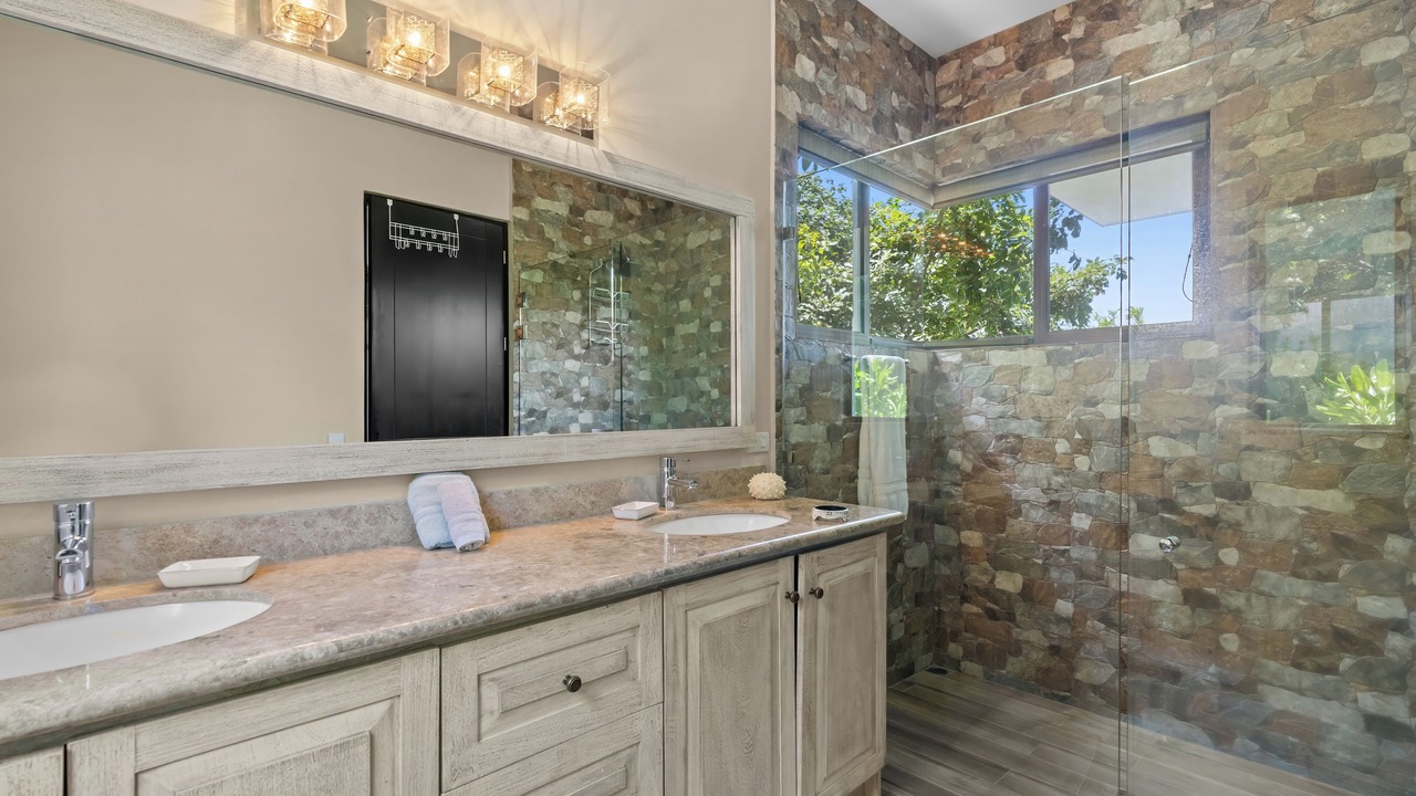 Photo of Bathroom in Playa Hermosa