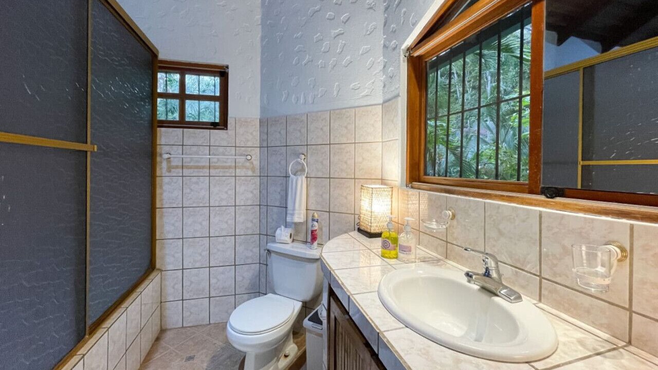 Photo of Bathroom in Valle Pura Vida
