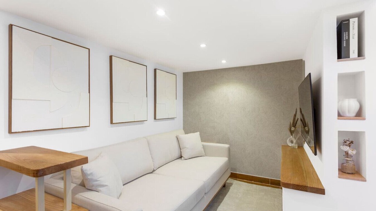 Photo of Livingroom in Jumeirah Village Circle