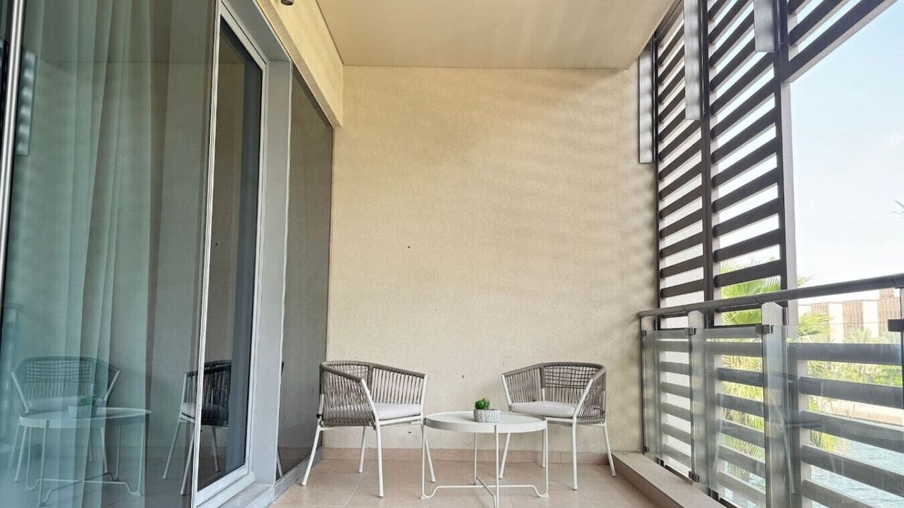 Photo of Patio Balcony in Al Raha Beach