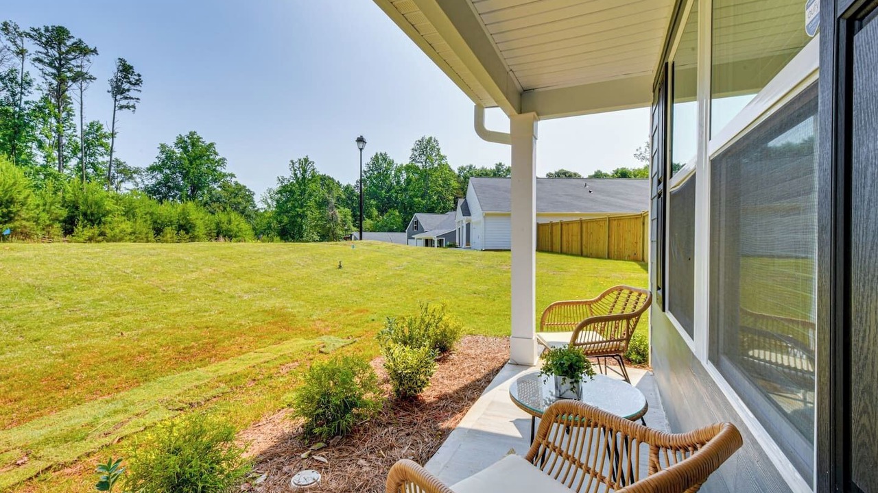 Photo of Patio Balcony in Seneca