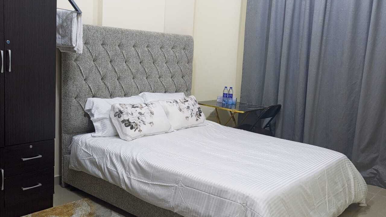 Photo of Bedroom in Mussafah