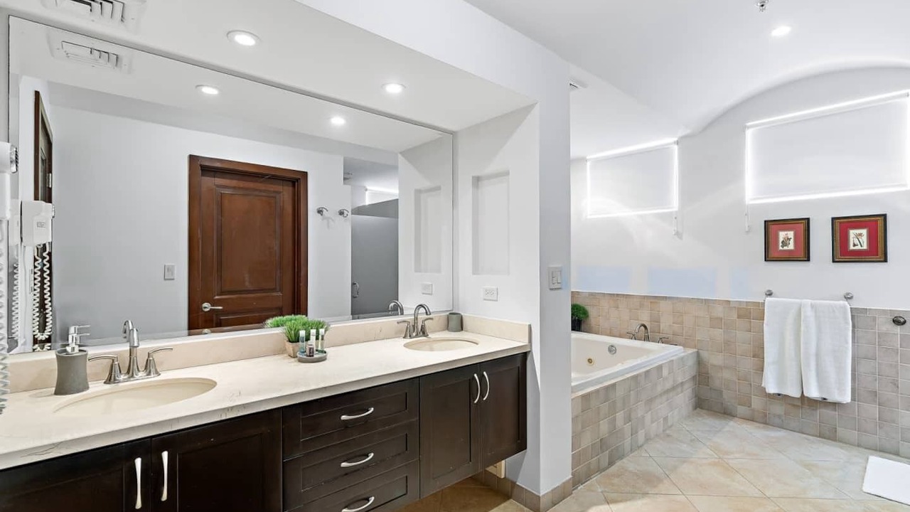 Photo of Bathroom in Coco