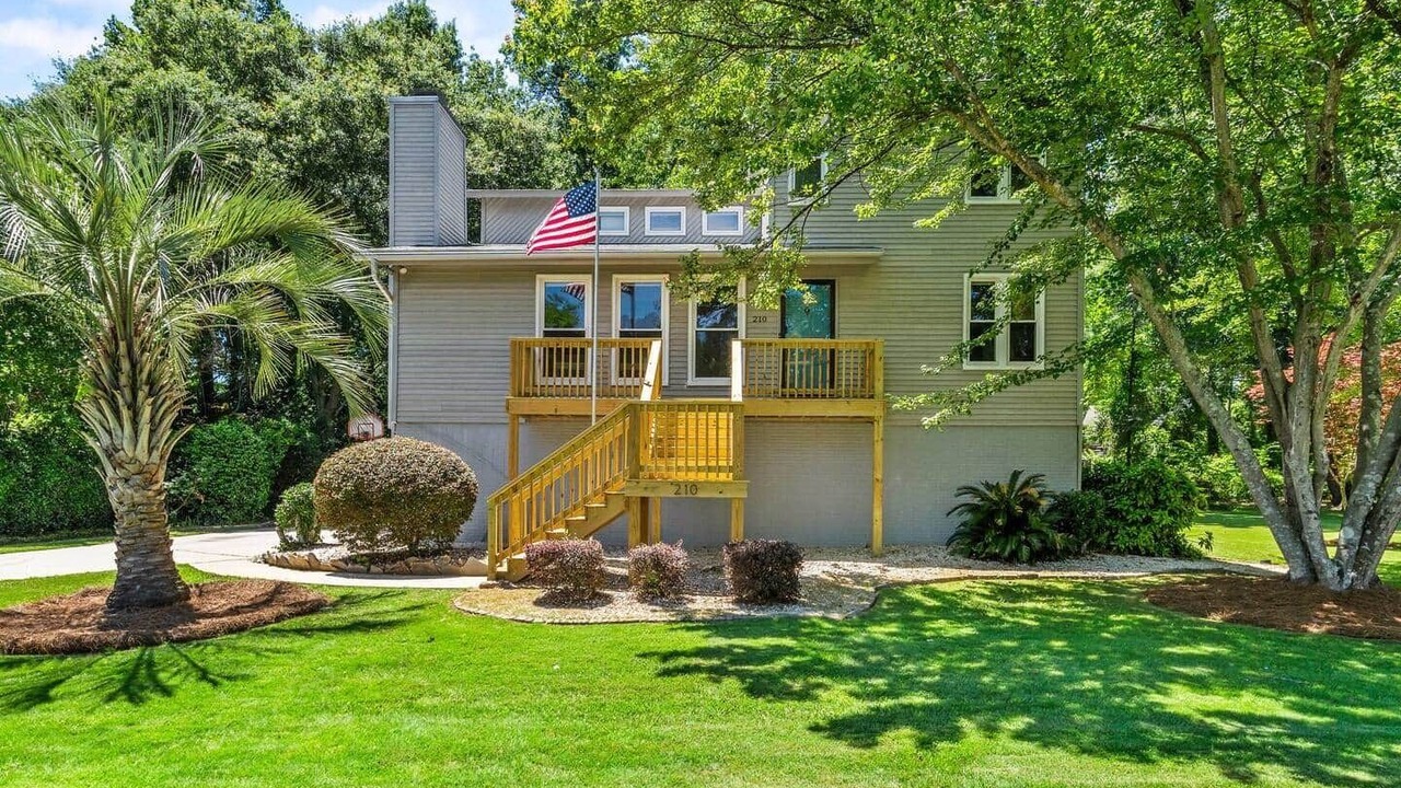 Photo of Outdoor in Harbison