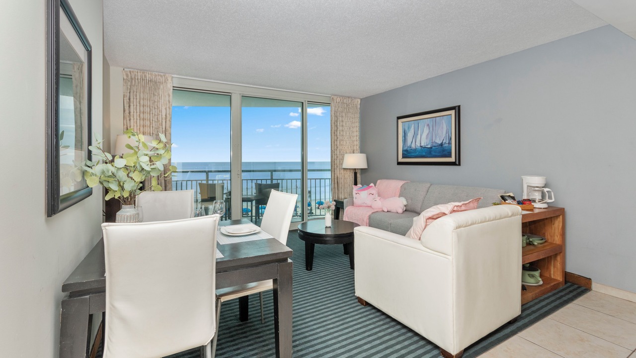 Photo of Livingroom in Downtown Myrtle Beach