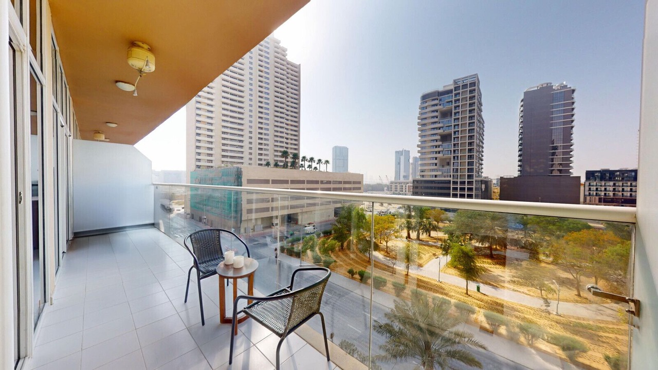 Photo of Patio Balcony in Jumeirah Village