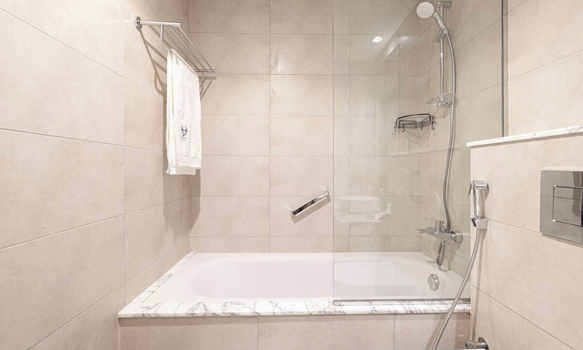 Photo of Bathroom in Sheikh Zayed Road