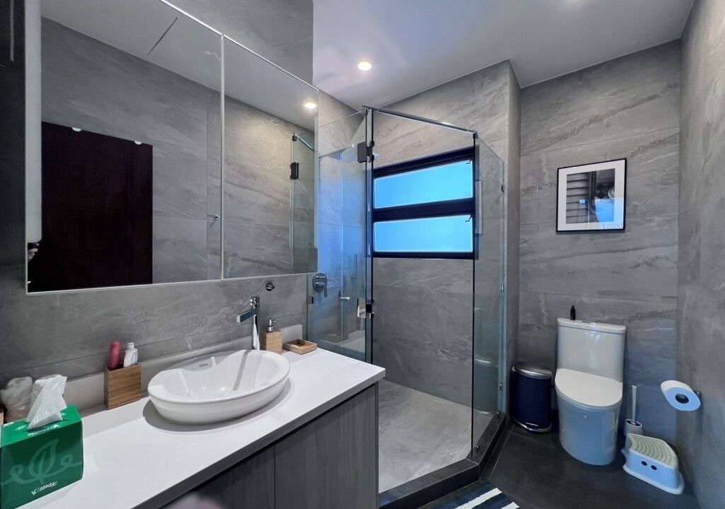 Photo of Bathroom in Heredia