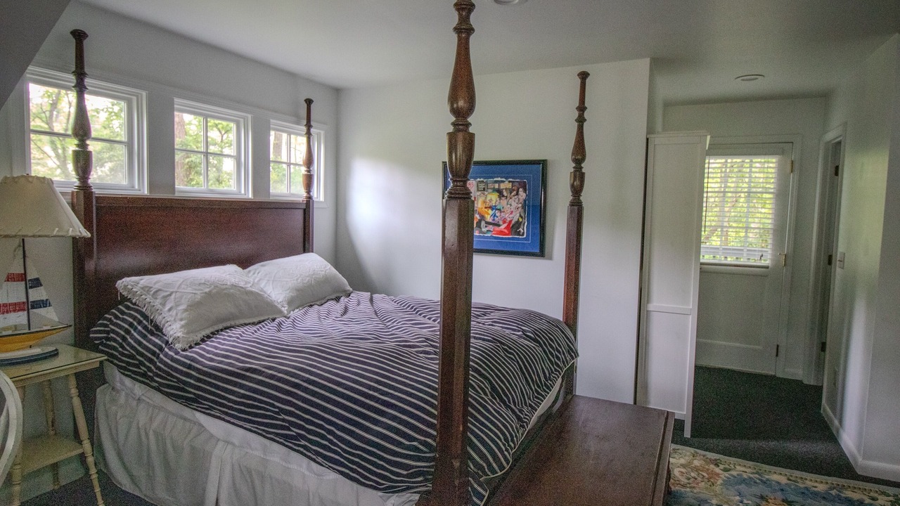 Photo of Bedroom in Brookhaven