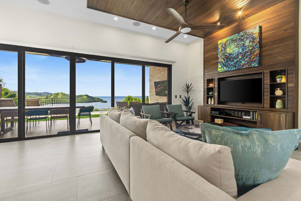 Photo of Livingroom in Coco