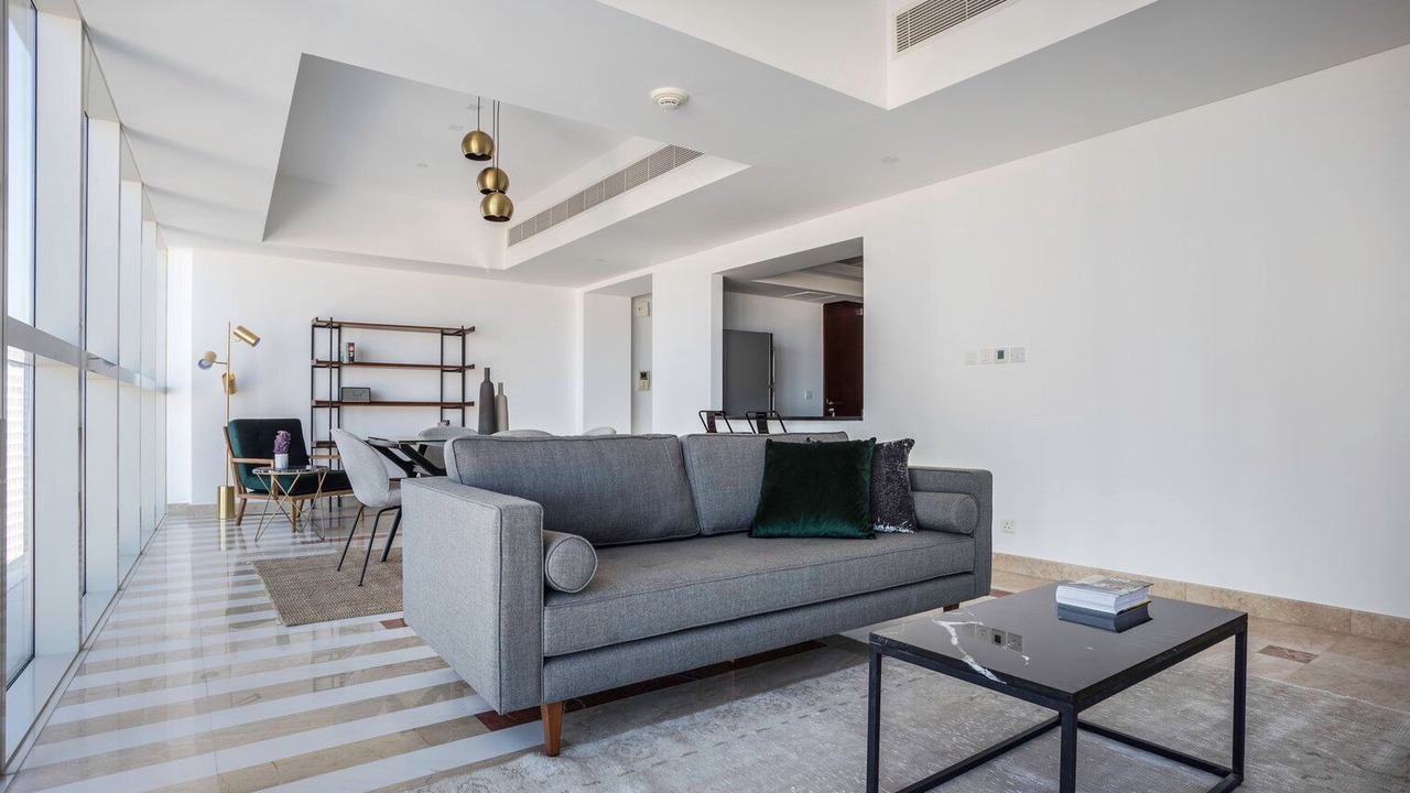 Photo of Livingroom in Trade Center