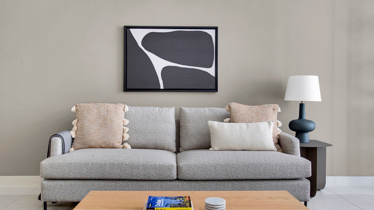 Photo of Livingroom in Trade Center