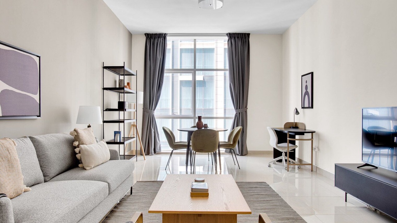 Photo of Livingroom in Trade Center