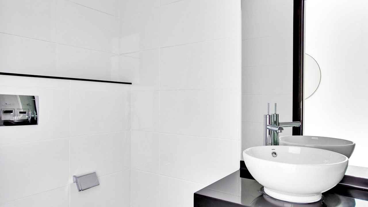 Photo of Bathroom in Trade Center