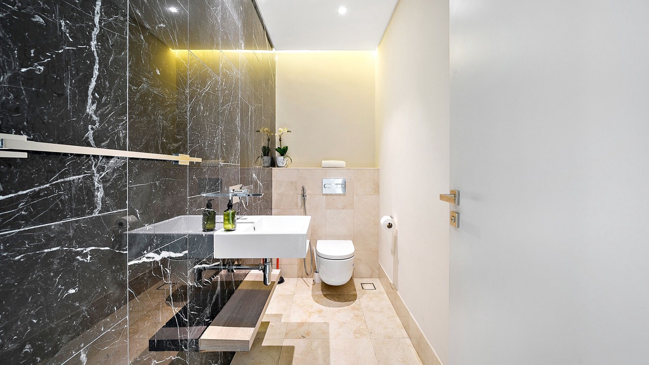 Photo of Bathroom in Palm Jumeirah