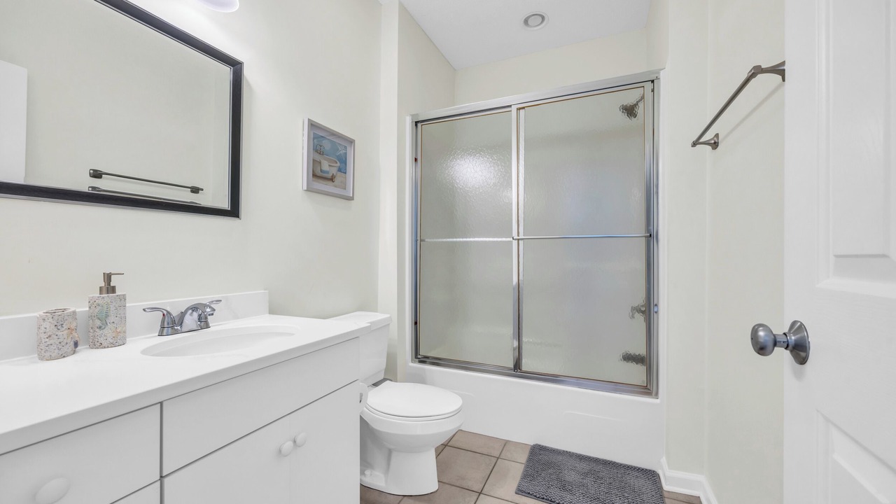 Photo of Bathroom in Red Hill
