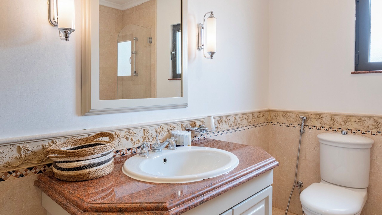 Photo of Bathroom in Palm Jumeirah