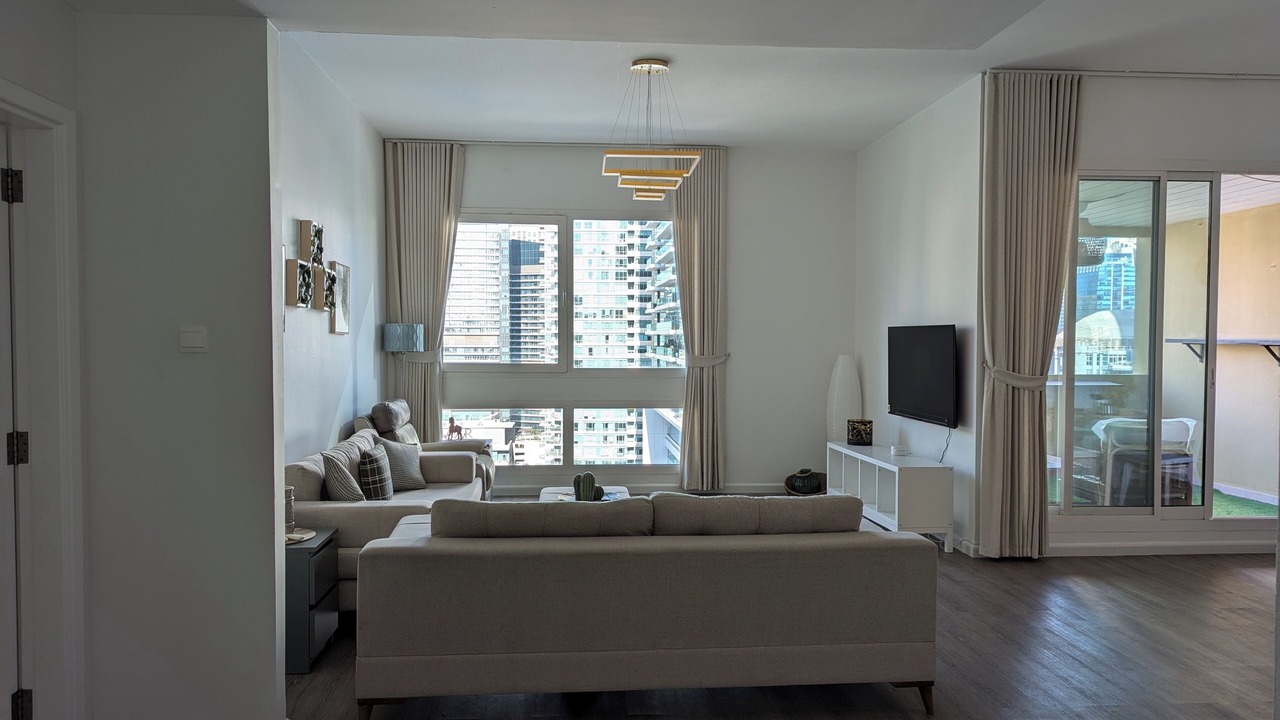 Photo of Livingroom in Dubai Marina