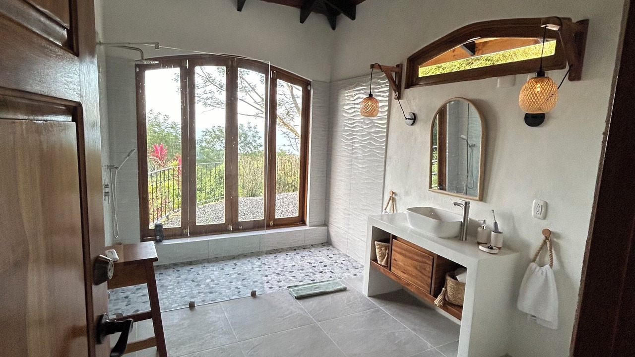 Photo of Bathroom in Ballena