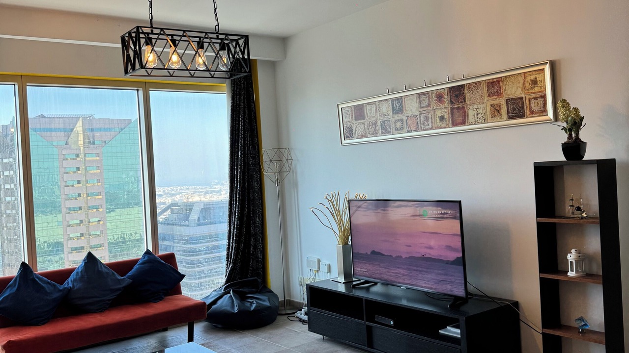 Photo of Livingroom in Trade Center