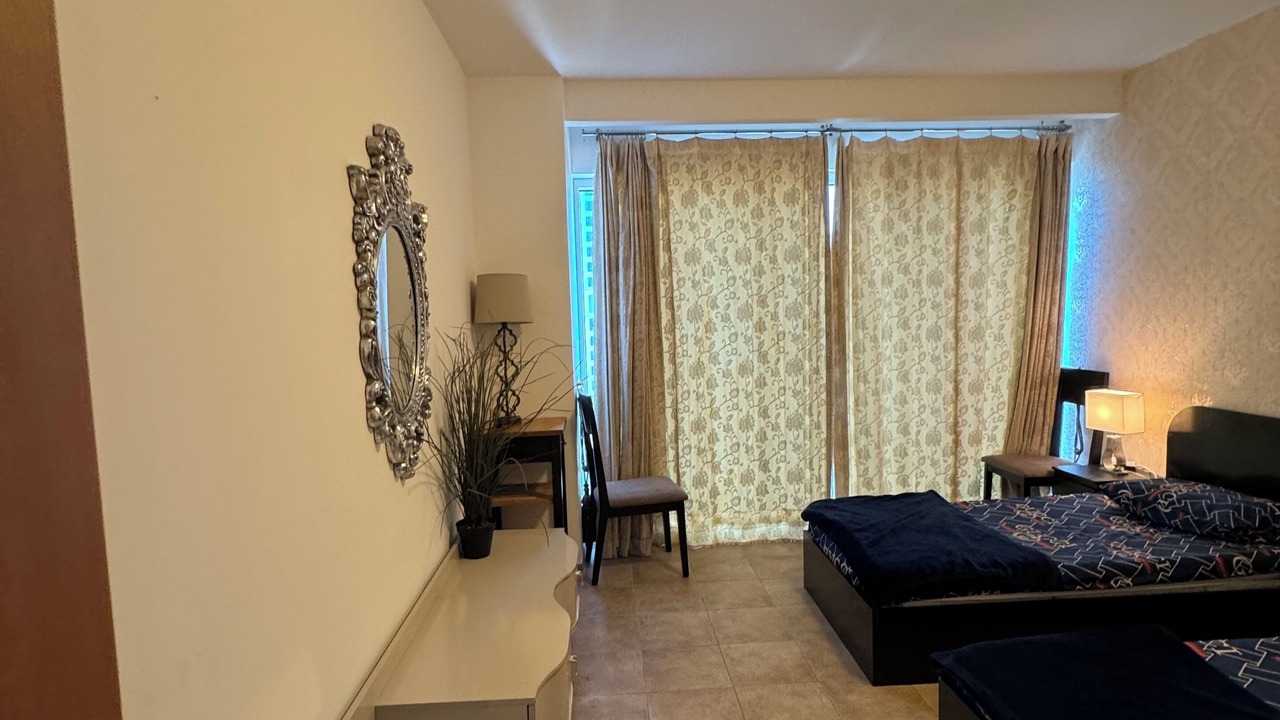 Photo of Bedroom in Trade Center
